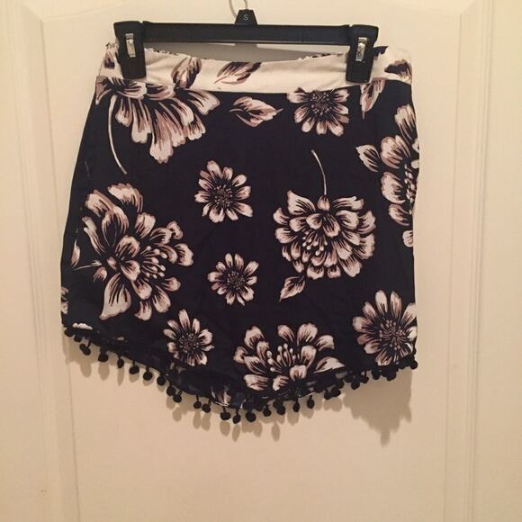 Band of Gypsies Skirt with Pockets - Picture 1 of 6